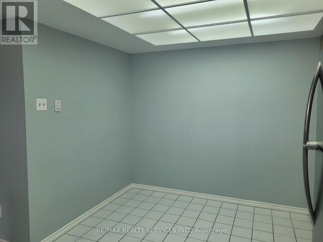 Photo - 330 Mill St S Unité 1206