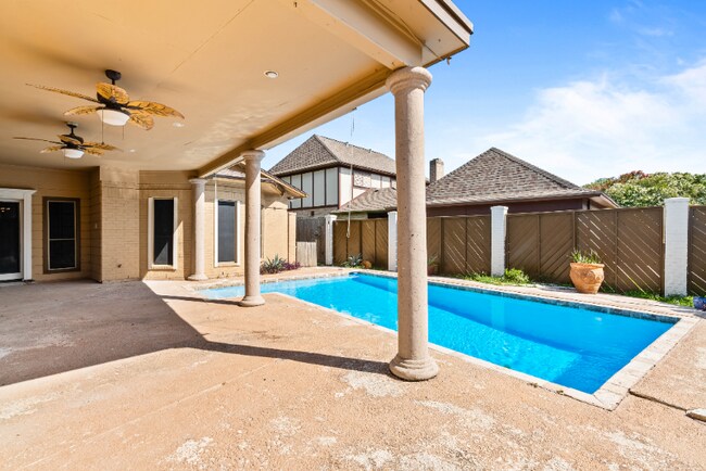 Photo - 7009 Bevington Dr