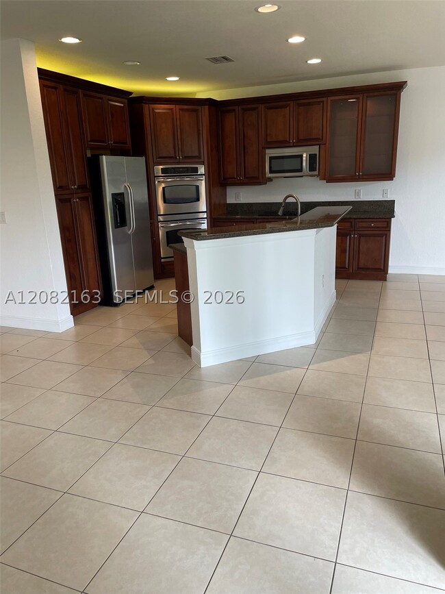 17404 SW 47th Ct