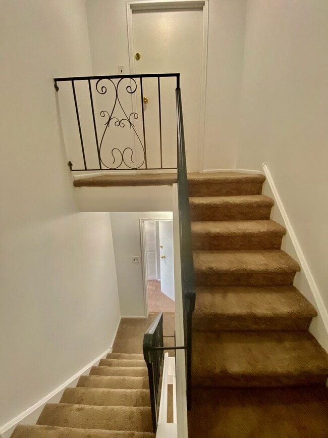 Photo - 7023 Lindbergh Blvd Unit 2nd Flr