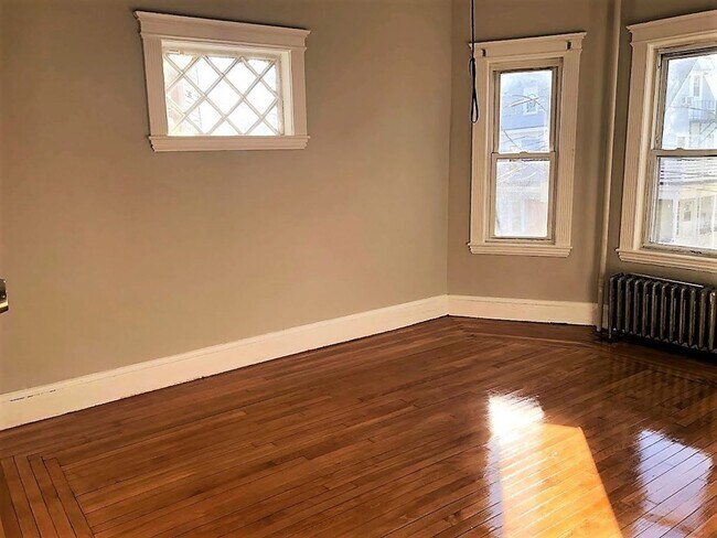 19 Arden St Unit 2
