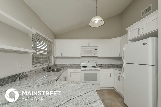Photo - 808 Pebblewood Dr