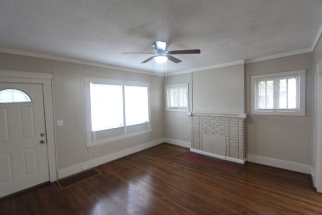 Photo - New On The Market and Newly Renovated!! Better Hurry!!