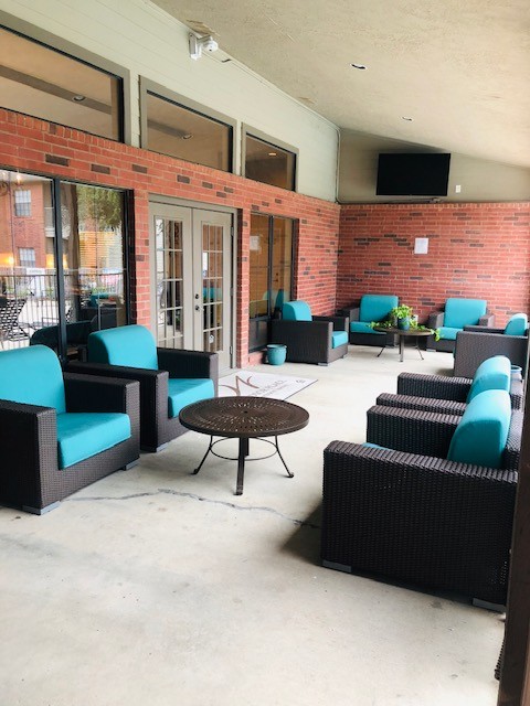 Lounge Area - Windsor Place Apartments