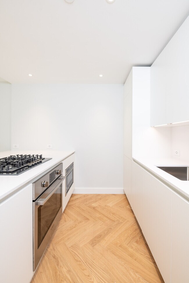 Photo - 54 Commonwealth Ave Unidad #405