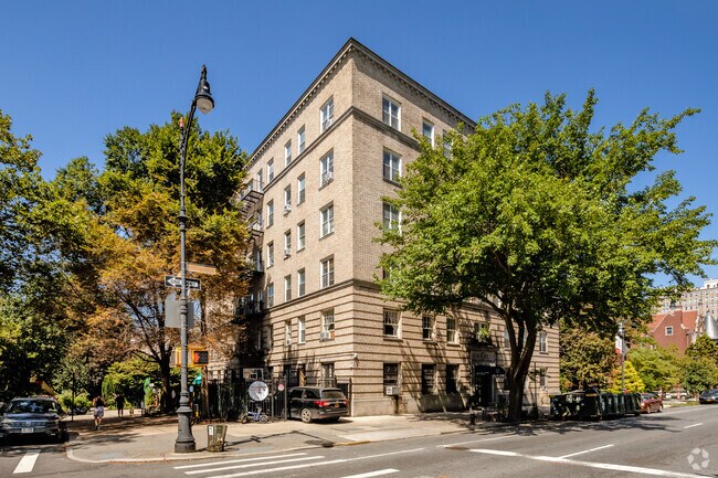 Photo - 70 Prospect Park West