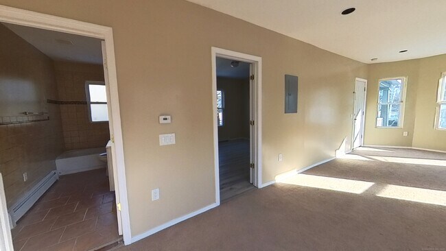 Photo - 211 Lincoln St Apartment Unit 2
