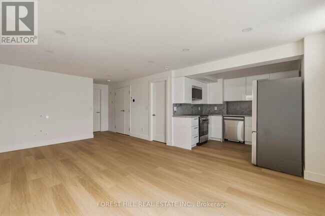 Photo - 250 Hallam St Unité Lower