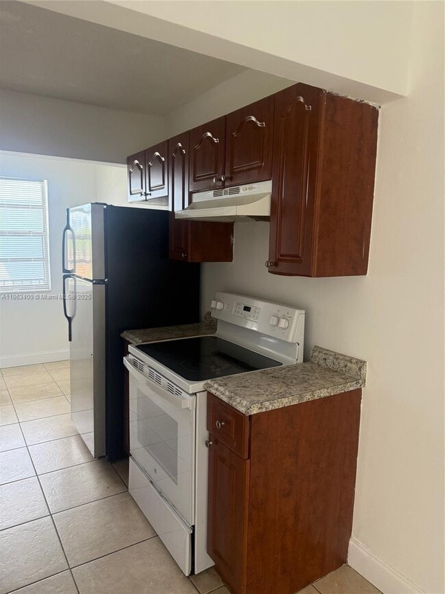 Photo - 1100 NE 1st Ct Unit 308