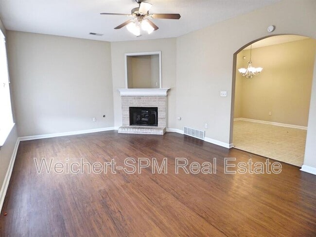 Photo - 9100 Cinderhill Cove W