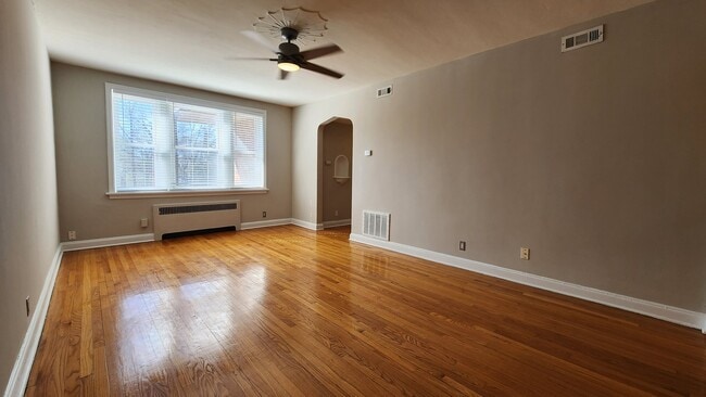 Photo - 7512 Cromwell Dr Unit 2nd floor