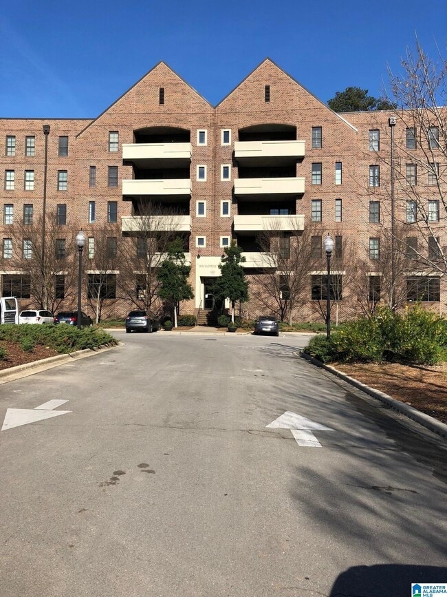 Photo - 1040 Broadway St Unit 326