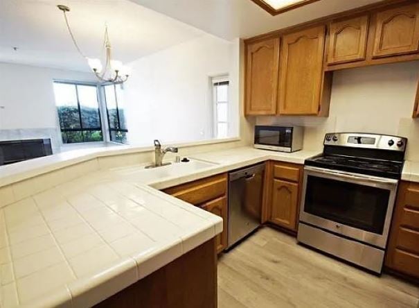 Photo - 5865 Friars Rd