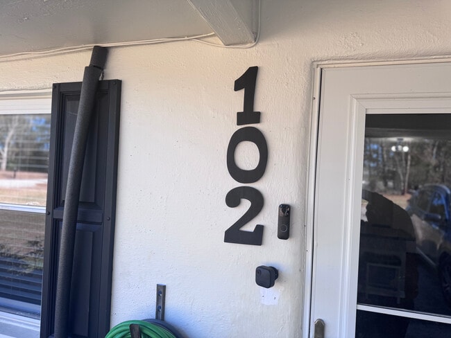 Photo - 102 Gracie St