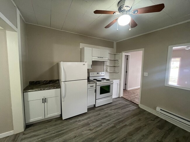 Photo - Remarkable Value. Unbeatable Location.