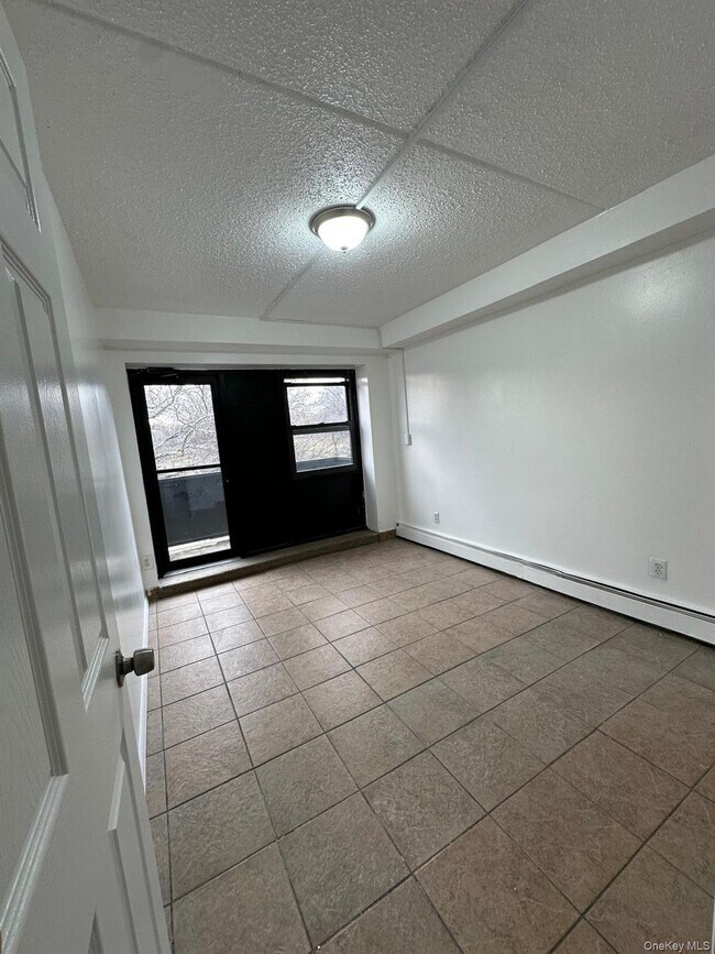 Photo - 56-11 Clover Pl Unit 402