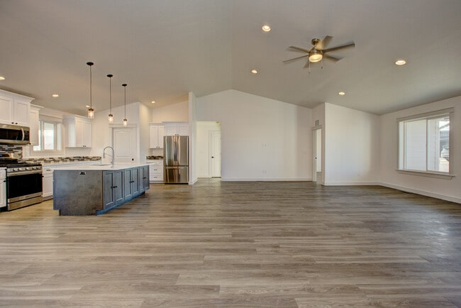 Photo - 1342 S Justice Ave