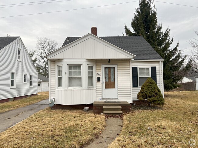 Building Photo - 3426 Bellevue Rd Rental