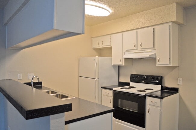Tambaleo Apartments