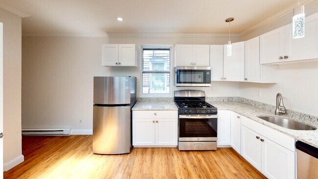 Photo - 214 Hanover St Unidad 3