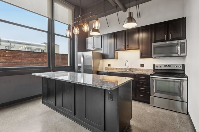8-web-or-mls-1627 Penn Ave Unit 502-S2409-008 - 1627 On The Strip
