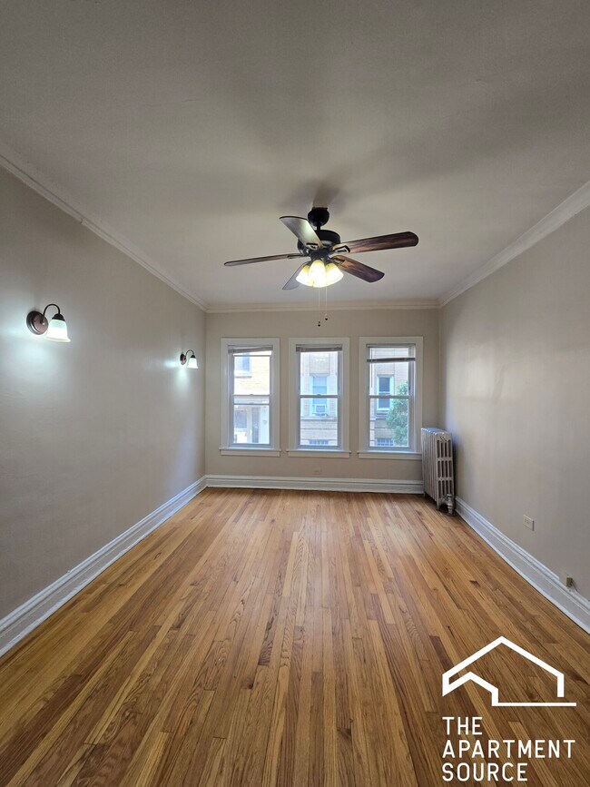 Building Photo - 4931 N Whipple St Rental
