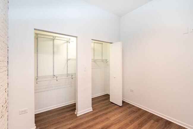 Photo - 2550 S Wabash Ave Unit 302