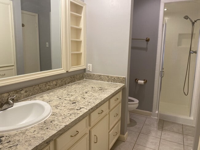 Photo - 5 Bendwood Dr