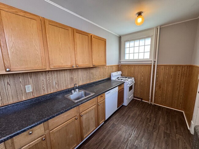 Photo - 914 23rd St Unidad #2