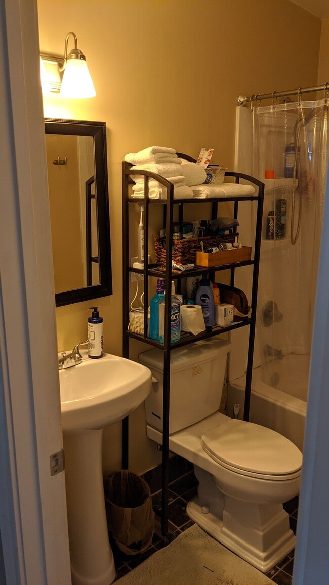 Photo - 130 W Merrimack St Condo Unit 3