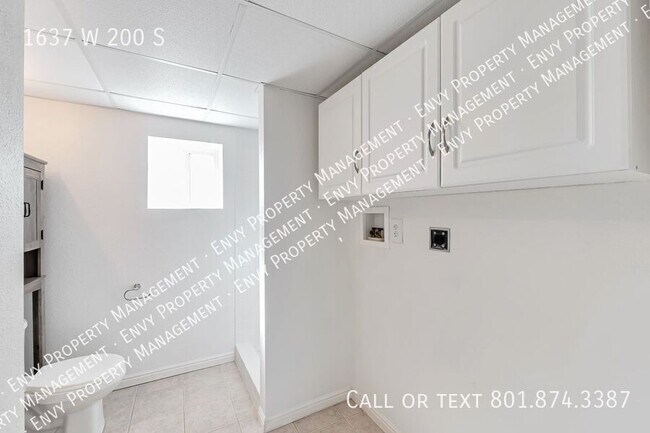 Photo - 1637 W 200 S St