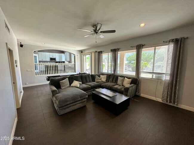 Photo - 4831 E Robin Ln