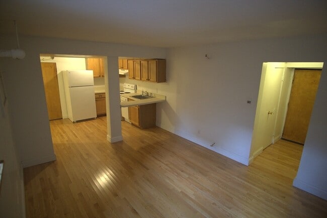 Photo - 1408 Commonwealth Ave Unit 4