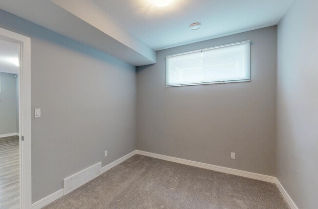 Photo - 2113 Auxier Ct SW