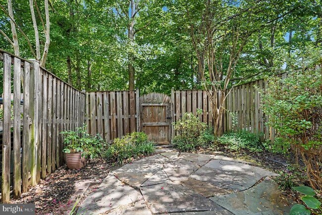 Photo - 15067 Maple Glen Ct