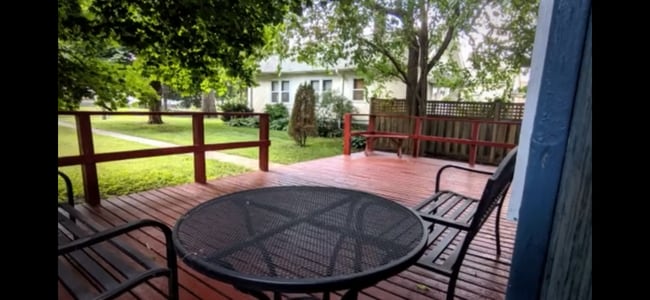 Large front yard and deck - 4509 42nd Ave S House
