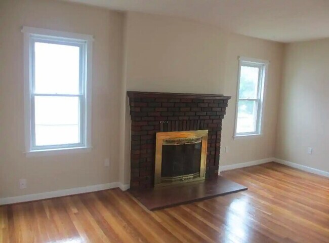 Photo - 42 June St Unit june st