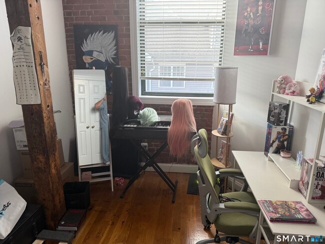 145 Canal St E Unit 403