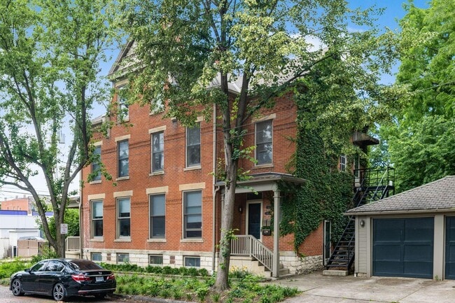 Photo - 36 E Kossuth St Apartment Unit A