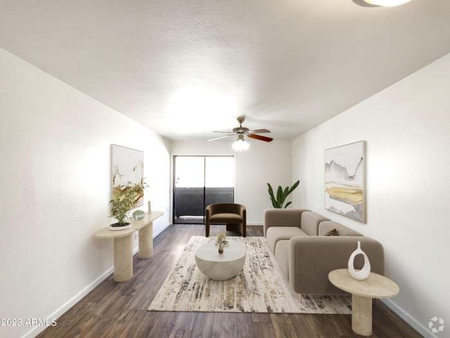 Building Photo - 985 N Granite Reef Rd Rental