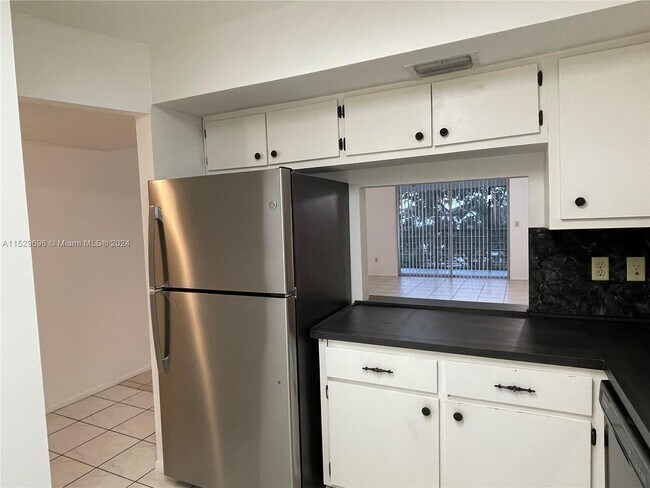 Photo - 3490 Foxcroft Rd Unit B315