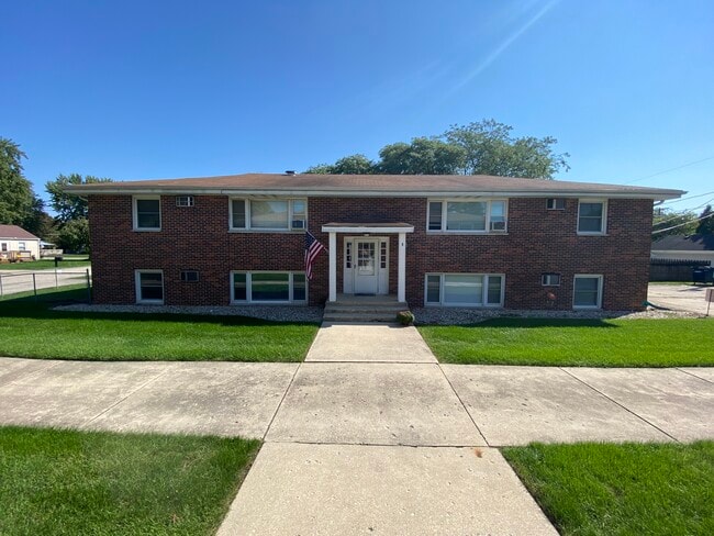 Photo - 275 E Prairie St
