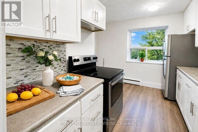 Photo - 92 Robinson St
