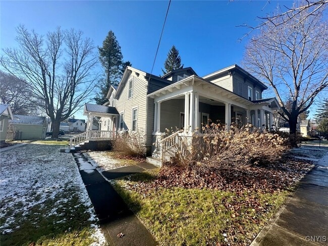 Building Photo - 7 N Jefferson St