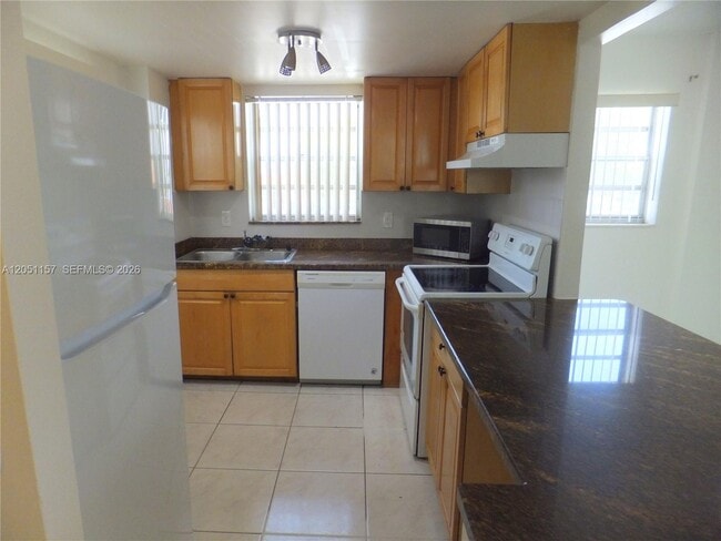 Photo - 16410 Miami Dr Unit 209