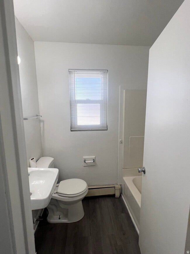 Photo - 291 Welby Ave S
