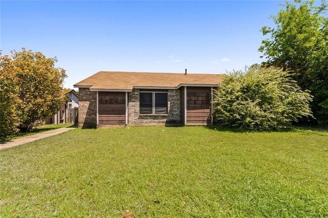 1222 Orchard Park Cir