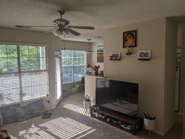 Photo - 32205 N Course View Apartment Unit 32205