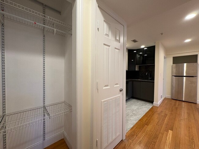 Photo - 1801 Beacon St Unidad 1