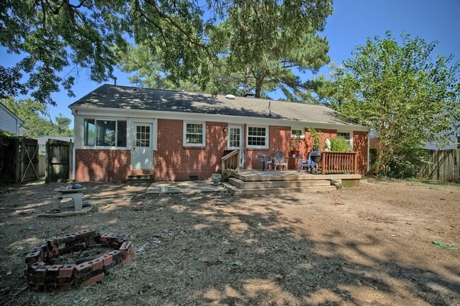 Photo - 12 N Greenfield Ave